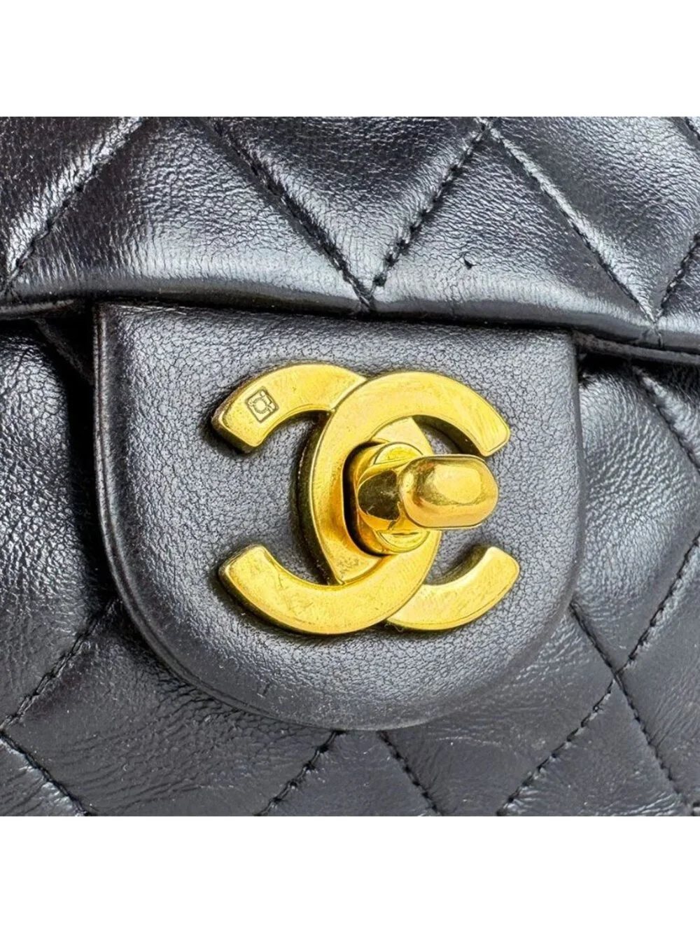 Chanel Shoulder Bag Quilted